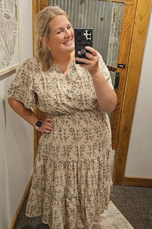 KANSAS REG/CURVY TAUPE FLORAL MIDI DRESS