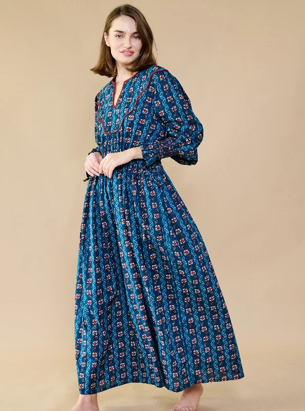 Saki Dress in Provence