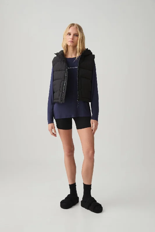 Sleeveless Hooded Puffer 747